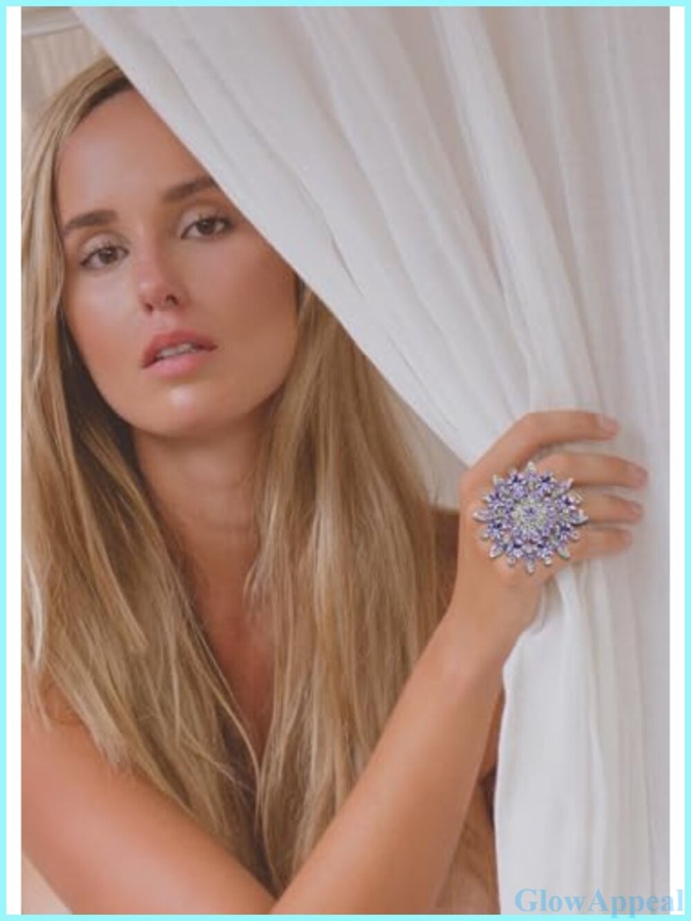 Adjustable Crystal Rhinestone Floral Statement Ring - Picture 4 of 5